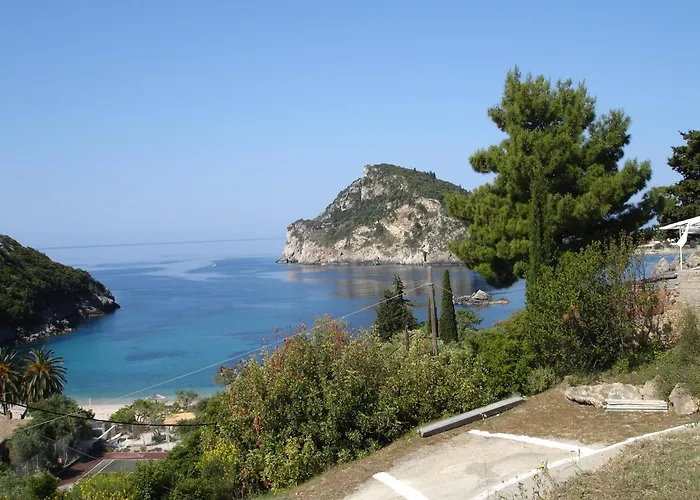Bozikis Apartments & Studios